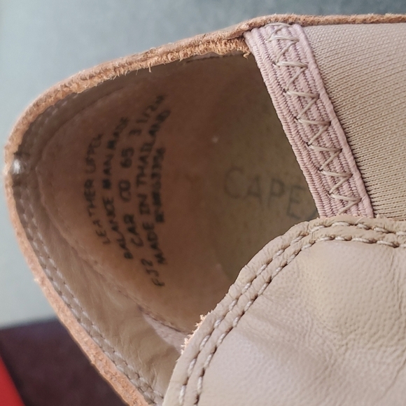 Capezio E-Series Jazz Slip On Jazz Shoes - Caramel 3.5 M - Picture 9 of 12